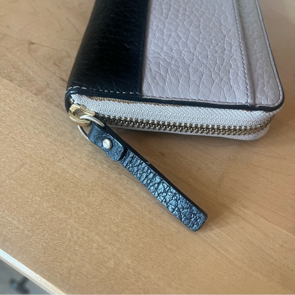 Kate Spade zip around continental wallet - Picture 4 of 5